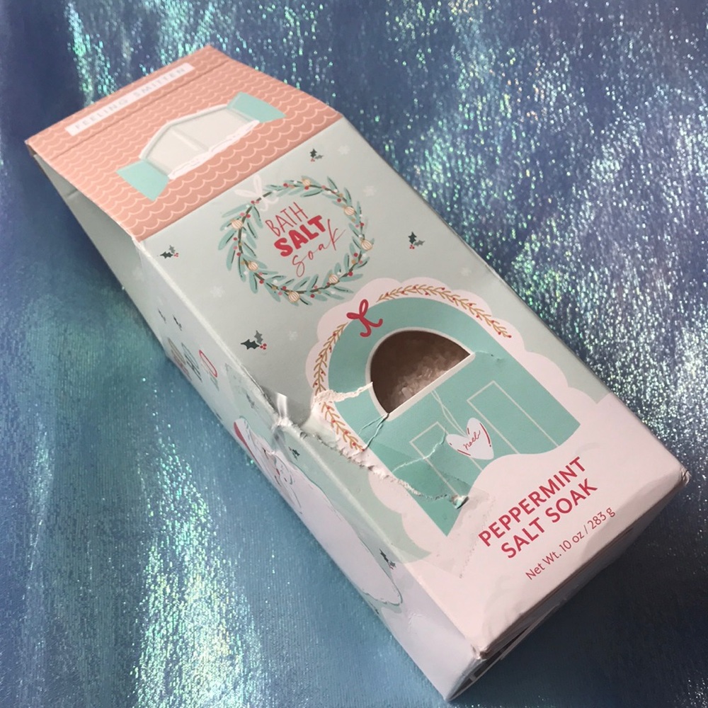 3/$15 Feeling Smitten Peppermint Bath Salt Soak